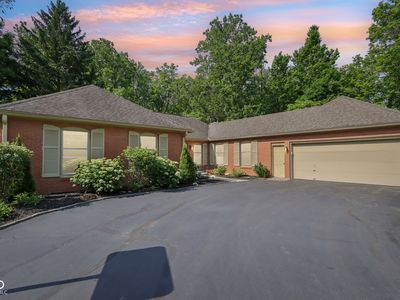 7029 Kingswood Cir, Indianapolis, IN, 46256