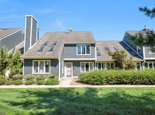 61 Village Dr, Basking Ridge, NJ 07920