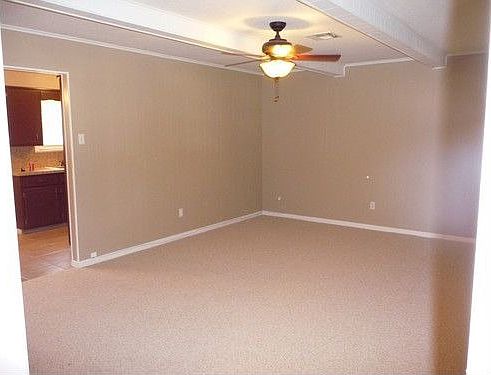 4th image of 1901 Berlinger Dr