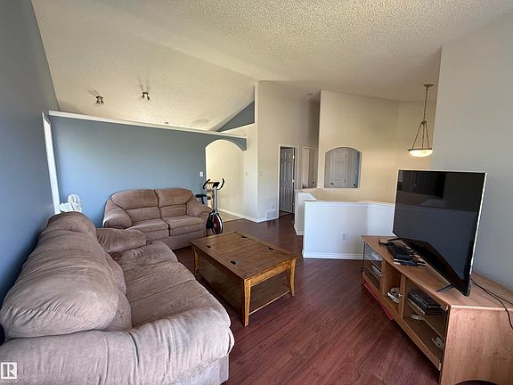 5th image of 25 Heatherglen Cres