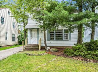 1114 Piermont Rd, South Euclid, OH 44121