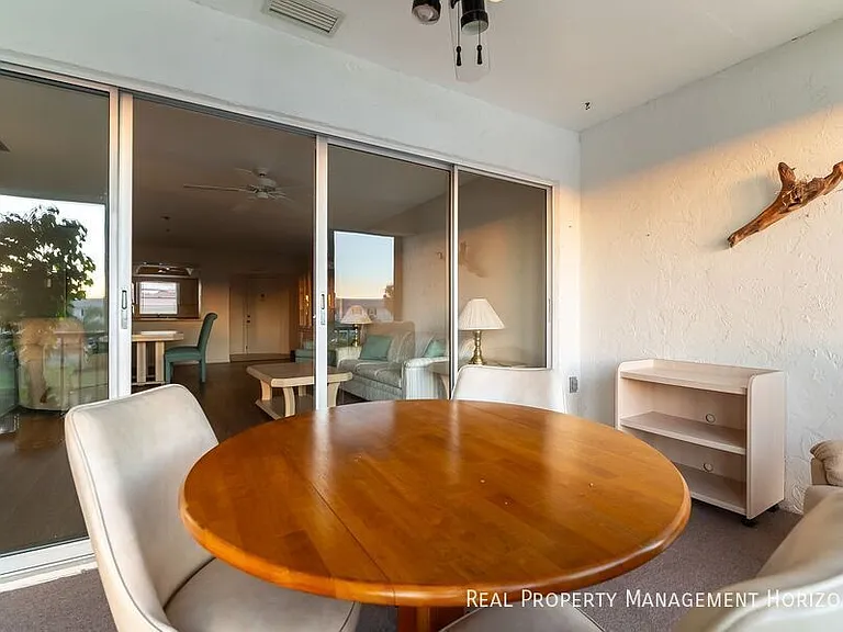 4813 Independence Dr — Photo 15