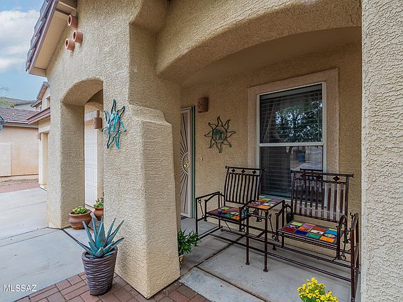 3rd image of 3395 W Sagebrush Hills Ct