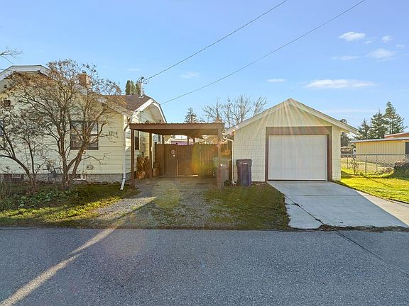 2nd image of 523 N Sargent Rd