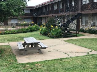 100 N Kimbell Rd, Yukon, OK 73099