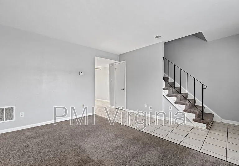 1257 Green Cedar Ln — Photo 5