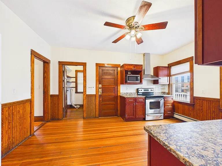 5-7 Hoyle St #7 — Photo 6
