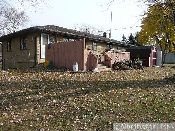 3rd image of 13849 Shirley Dr