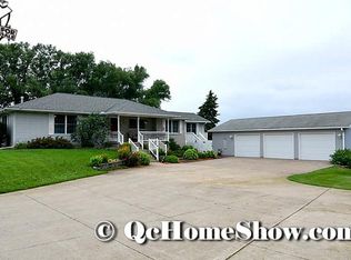 12705 120th Ave W, Taylor Ridge, IL 61284