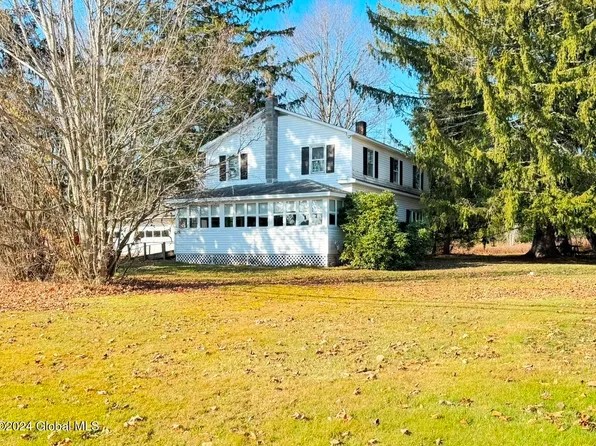 1713 Garfield Road, Stephentown, NY 12168