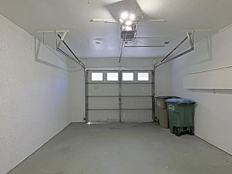 3818 SW 7th Pl — Photo 13