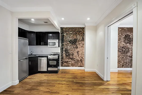 Rented by Bold New York | media 16