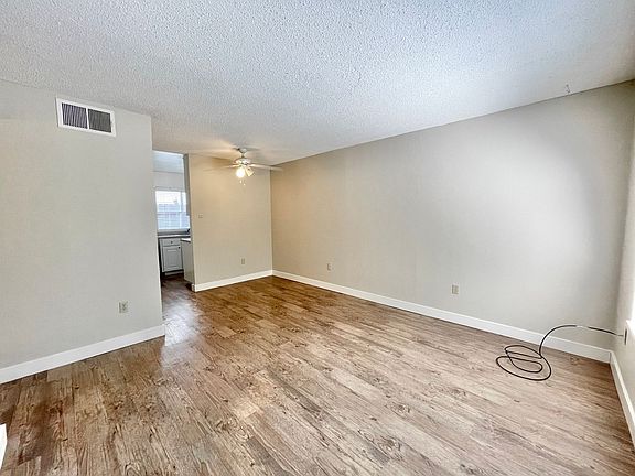 2nd image of 2221-23 Q St #7