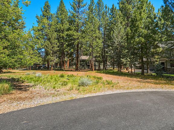 3rd image of 875 S Starry Skies Ct