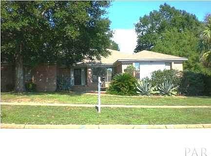 1st image of 2204 Oxford Dr