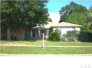 2204 Oxford Dr, Pensacola, FL 32503
