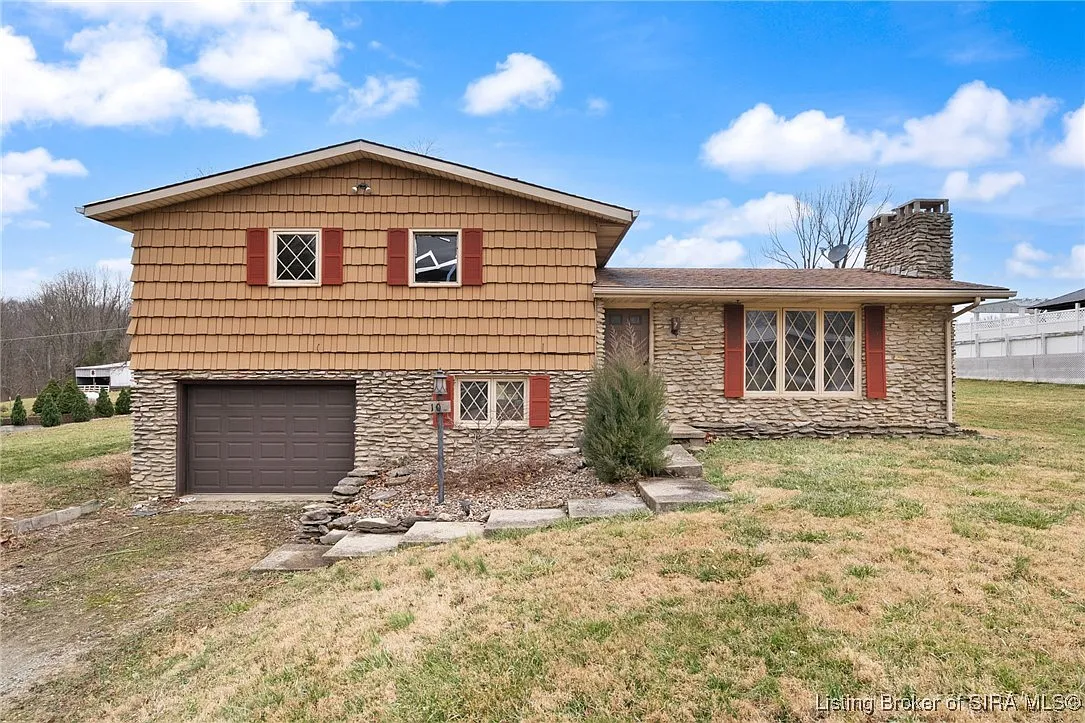 107 Lakeview Drive photo 1