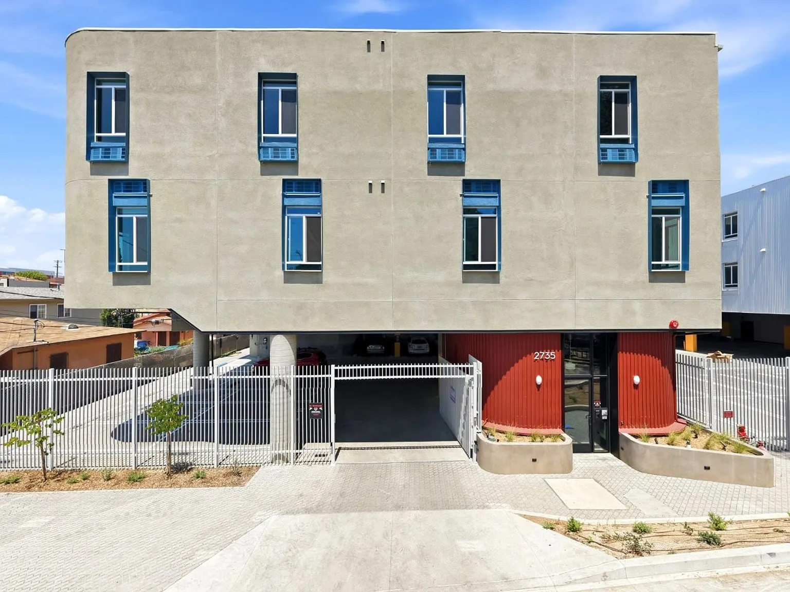 Step Designer Lofts — Photo 3