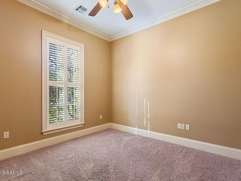100 Stone Creek Cv — Photo 19