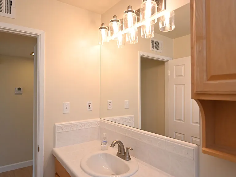 3421 Eden Dr — Photo 13