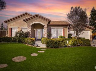 9910 Valerio Ct, Bakersfield, CA 93312