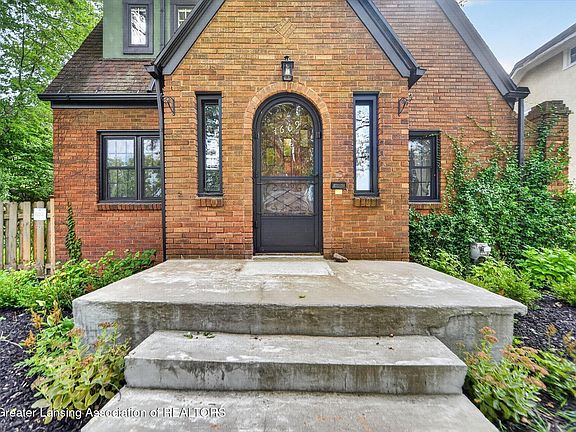 5th image of 1609 W Lenawee St