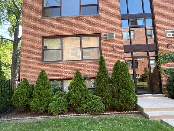 3rd image of 2909 W Summerdale Ave #G