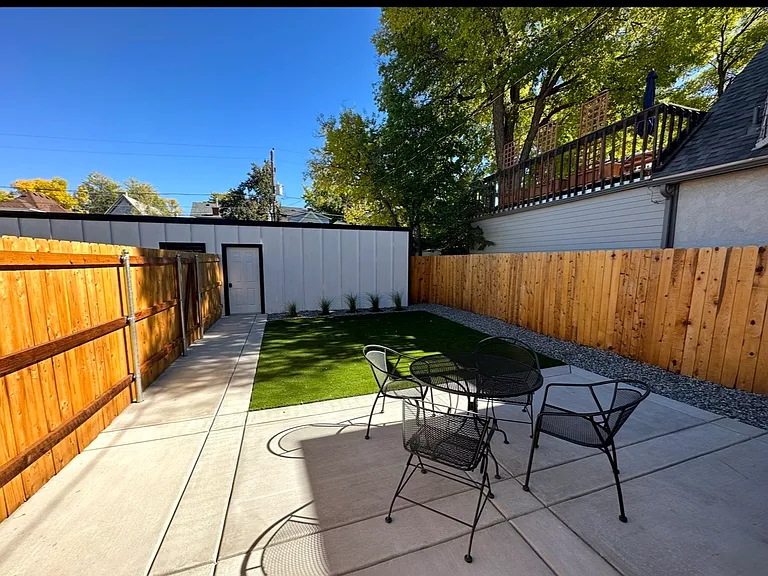 626 S Pennsylvania St — Photo 24
