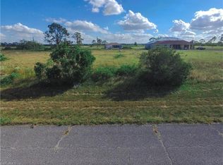 9016 E Crow Cir, Labelle, FL 33935