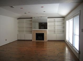 9523 Sharpcrest St, Houston, TX 77036