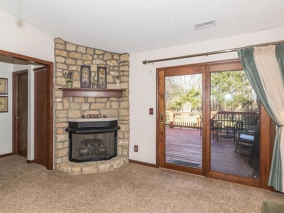 4th image of 2733 N Grassy Creek Dr