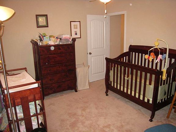 5th image of 15307 Winsor Pl