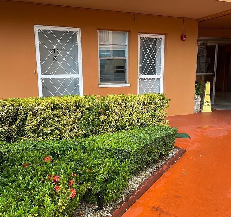 1st image of 1591 NE Miami Gardens Dr APT 111