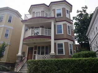 20 Chase St, Dorchester, MA 02125