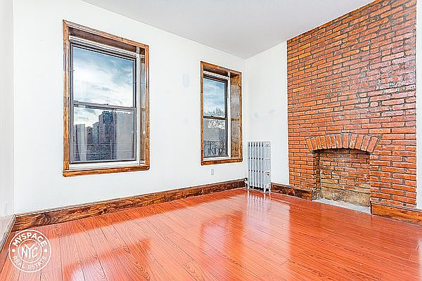 1st image of 631 Sterling Pl APT 3R
