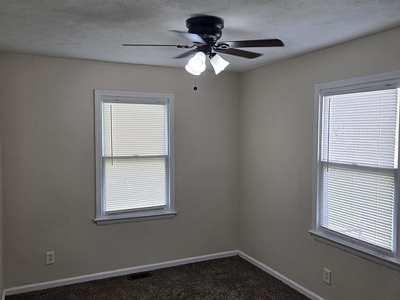 5th image of 2629 Olive St