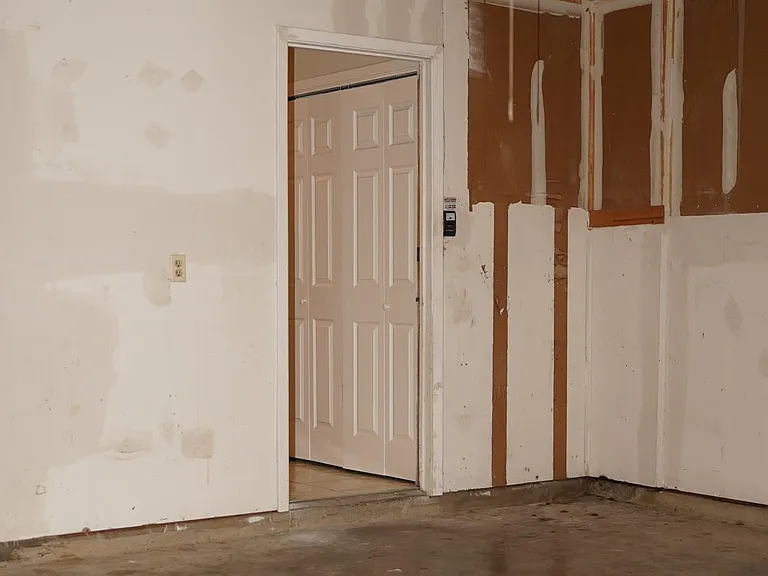 2 car garage