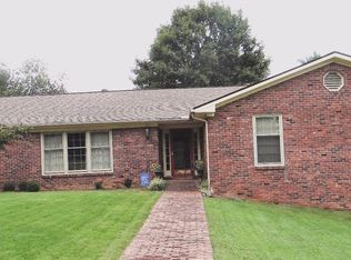 1691 Williamsburg Rd, Lexington, KY 40504
