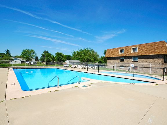4th image of 1034 Lorlyn Cir #9e3c185e4