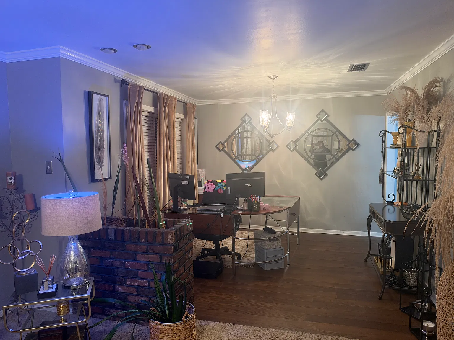 414 Hillside Dr — Photo 2