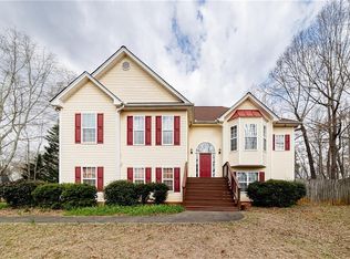 4020 F A A Rd, Cumming, GA 30041