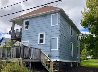 822 E 8th St, Duluth, MN 55805