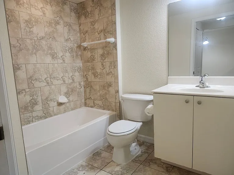 1490 San Cristobal Ave #A4 — Photo 14