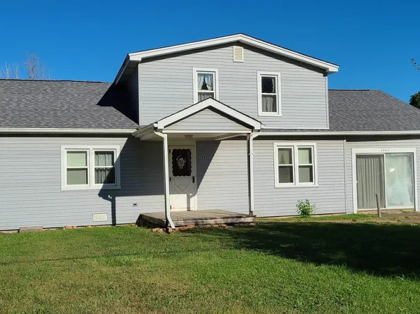 5985 Lakeshore Rd, Lexington, MI 48450