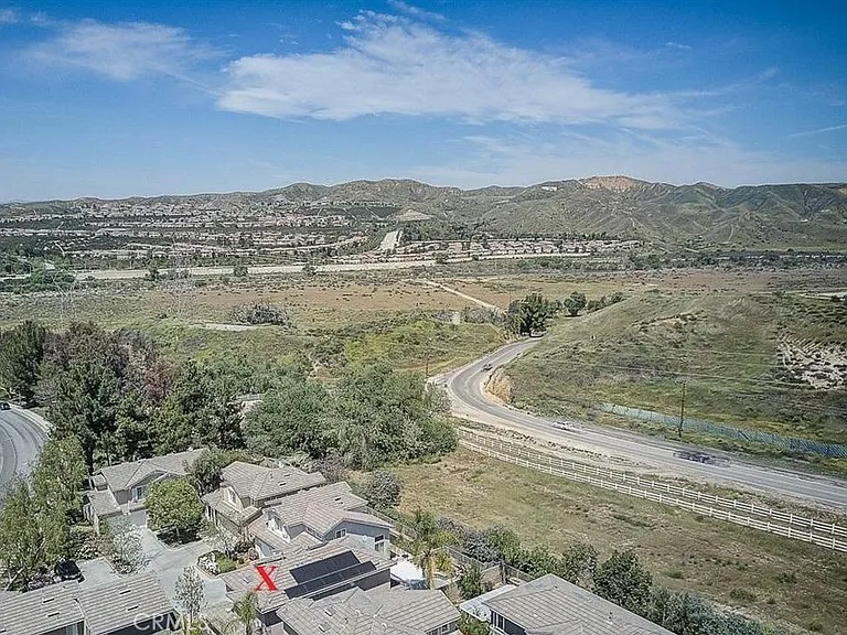 28545 Calex Dr — Photo 29