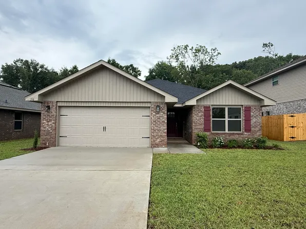 150 Ridgeway Cir, Crestview, FL 32536