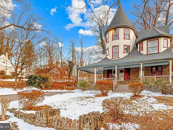 2nd image of 1250 Ashbourne Rd