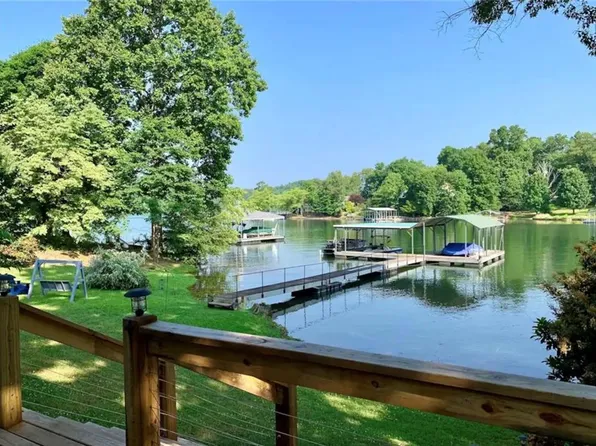 209 N Berrong St Unit A, Hiawassee, GA 30546