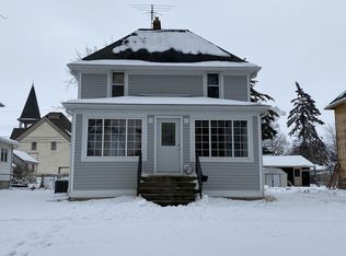 310 S Genoa St, Genoa, IL 60135