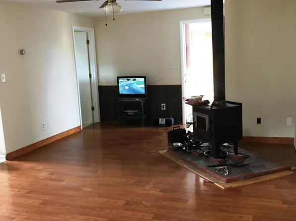 3314 Schaper Ave, Erie, PA 16508
